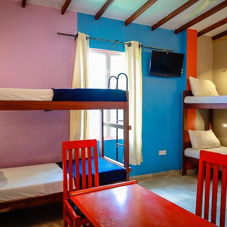 Funk Bunk Tourist Inn Kandy Exterior foto