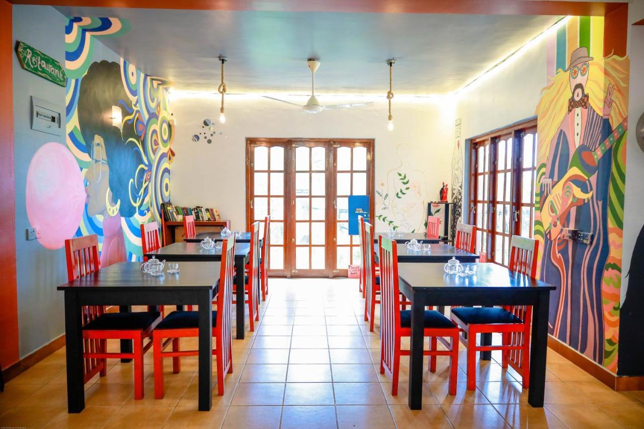 Funk Bunk Tourist Inn Kandy Exterior foto