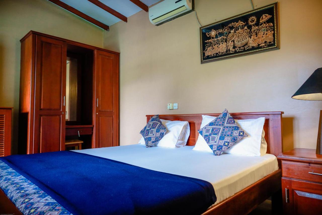 Funk Bunk Tourist Inn Kandy Exterior foto