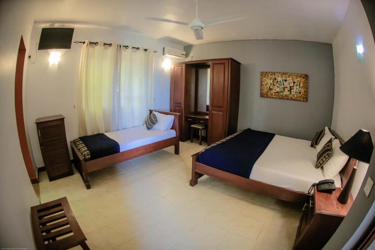 Funk Bunk Tourist Inn Kandy Exterior foto