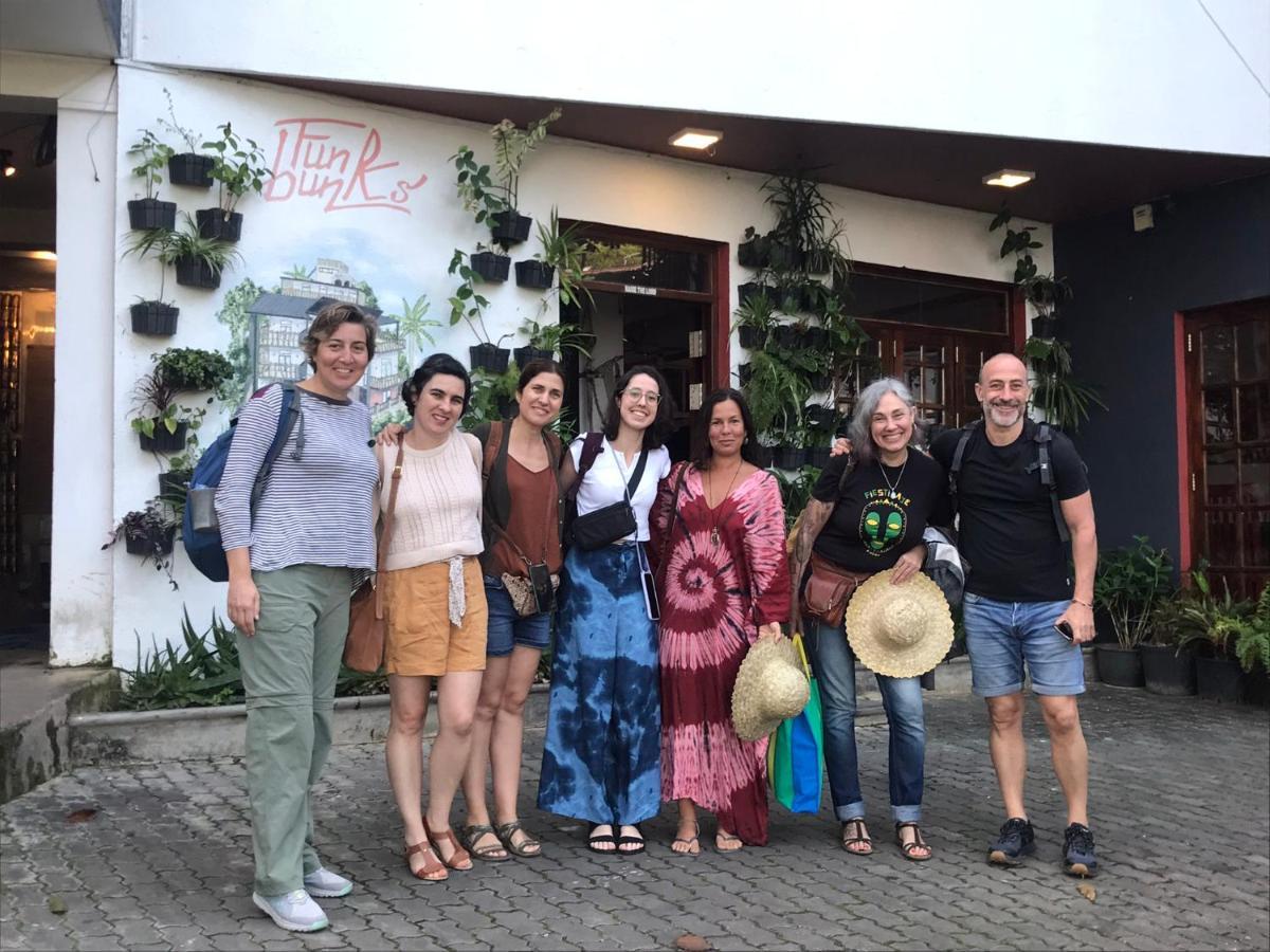 Funk Bunk Tourist Inn Kandy Exterior foto