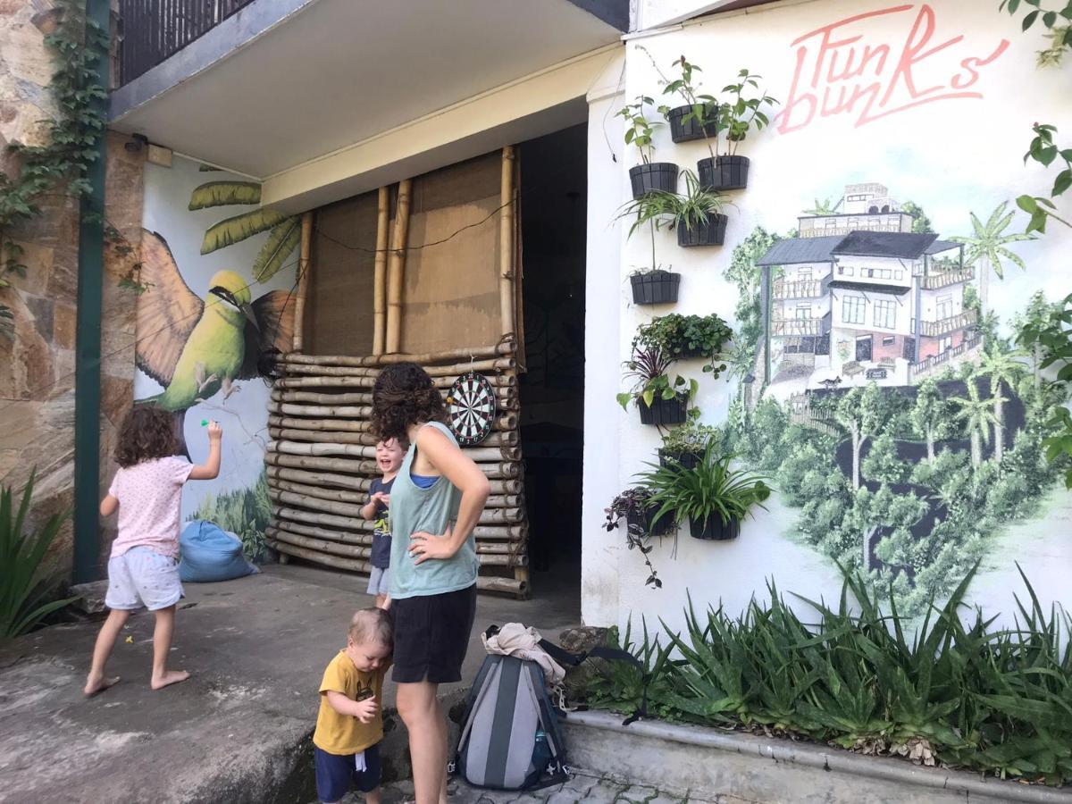 Funk Bunk Tourist Inn Kandy Exterior foto